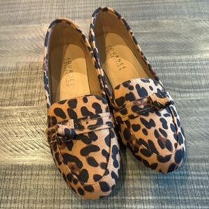 Journee Collection leopard Marci Loafer- size 9